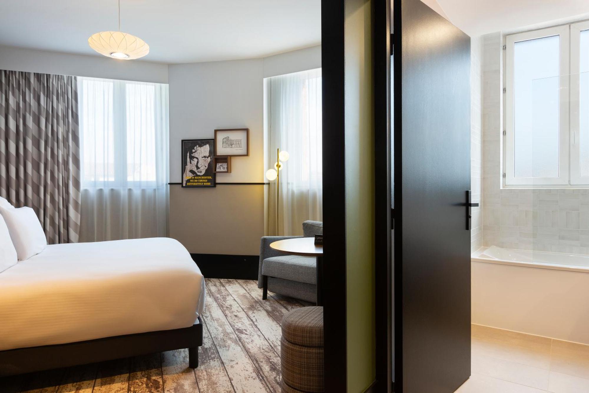 Centre Les Capitouls Hotel